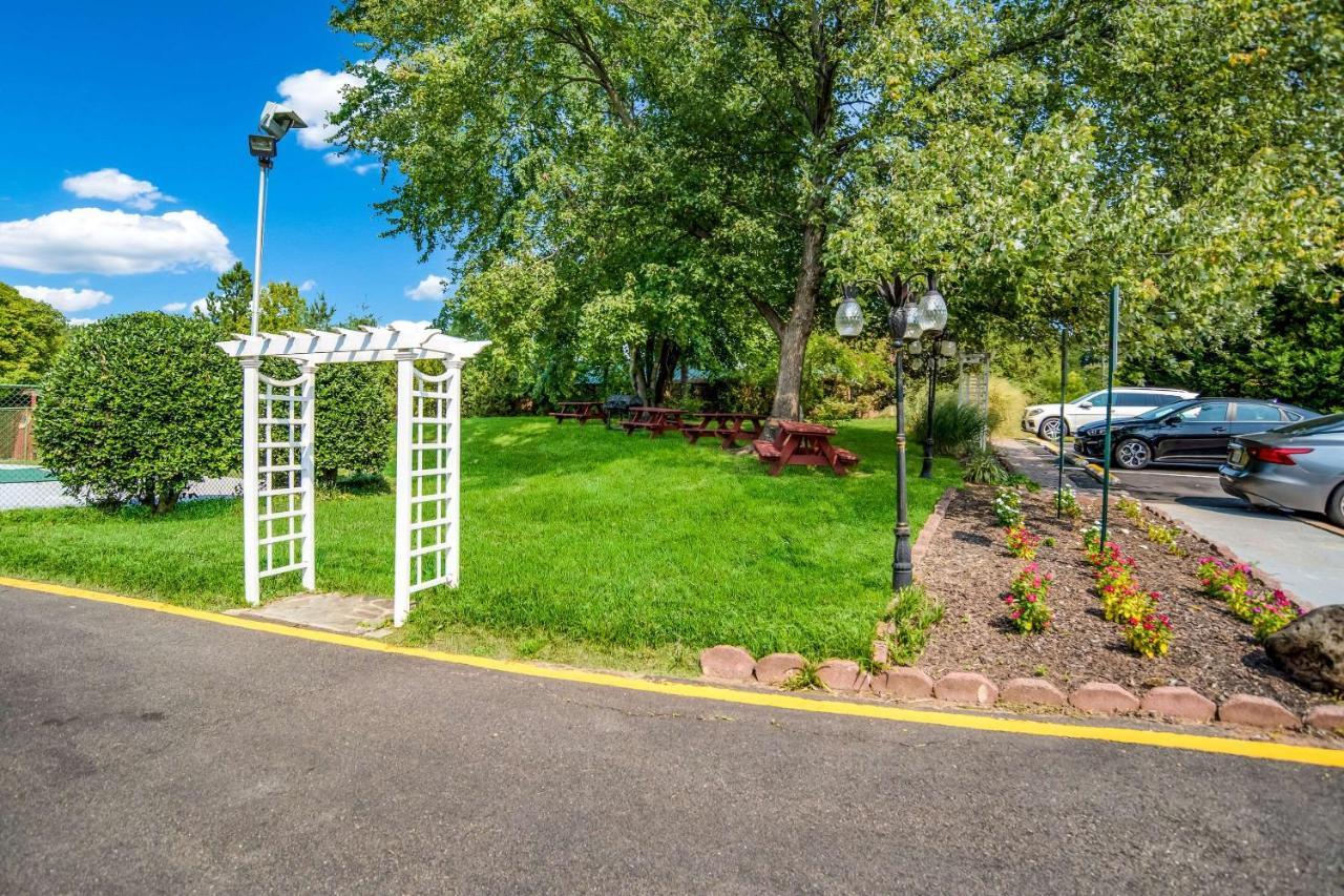 Quality Inn Mount Vernon Alexandria Exterior photo