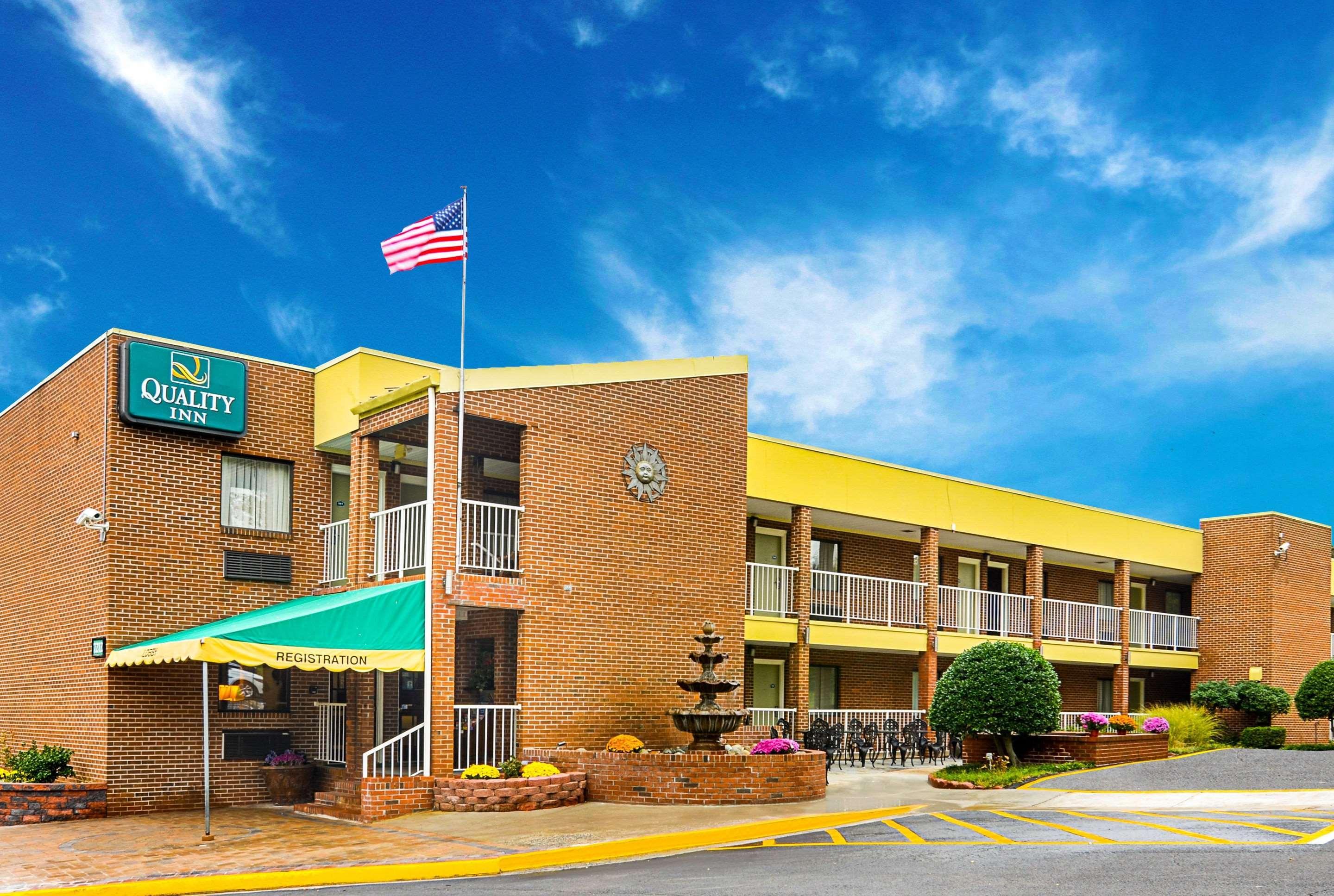 Quality Inn Mount Vernon Alexandria Exterior photo
