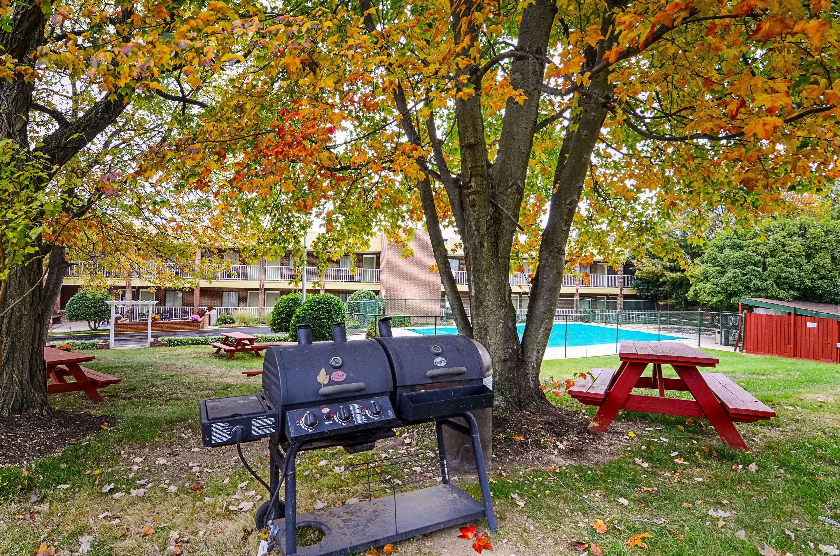 Quality Inn Mount Vernon Alexandria Exterior photo